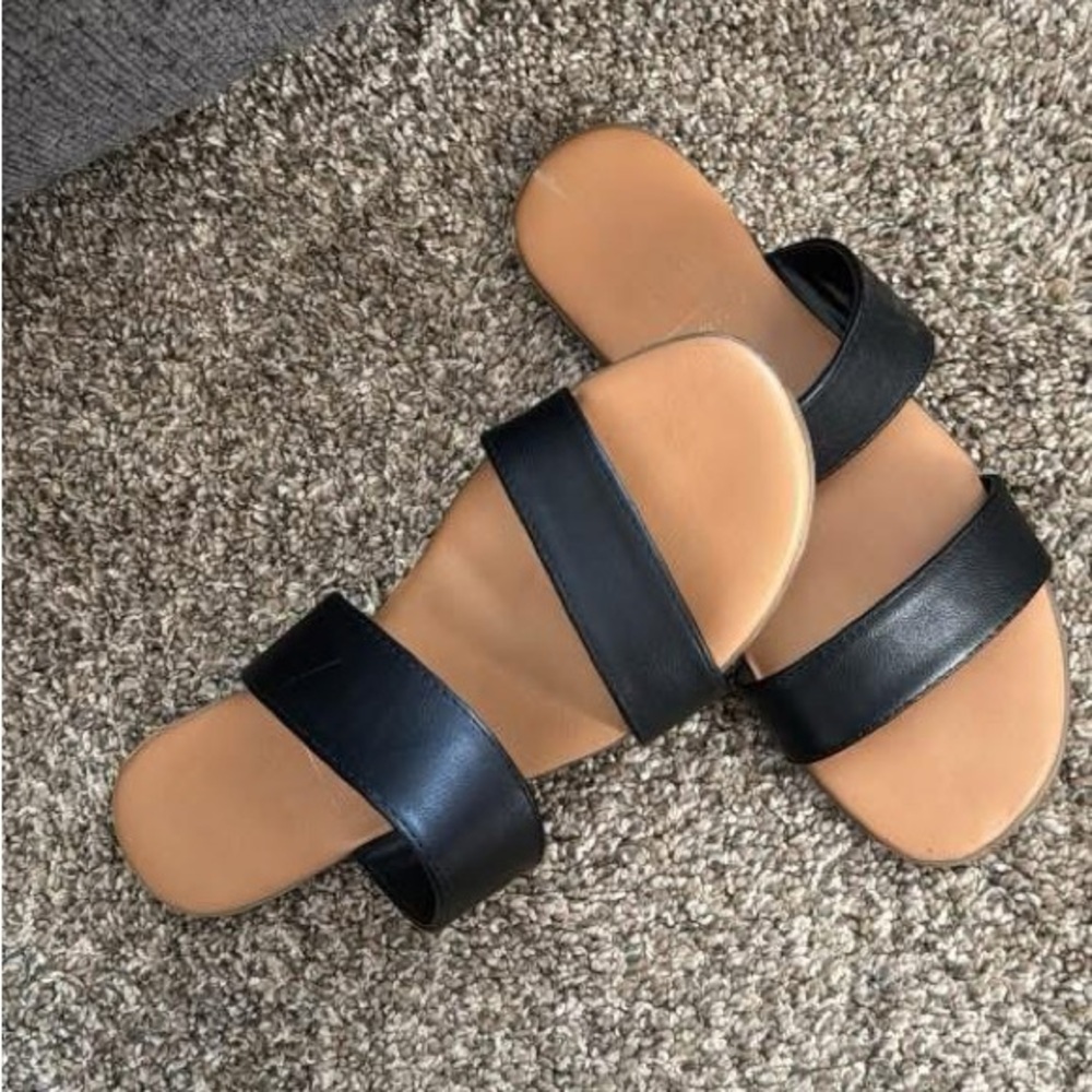Lauren Conrad Black Leather Slide Sandals